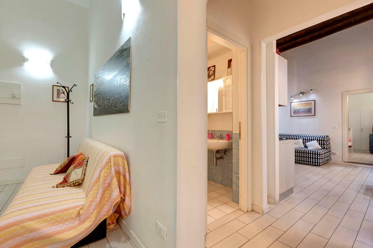 Appuntamento A Ponte Vecchio Apartment Florence Luaran gambar